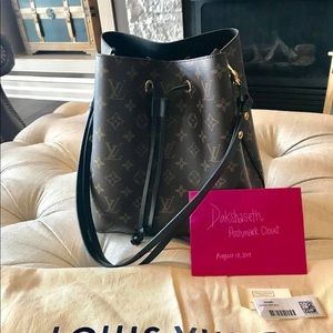 Louis Vuitton Neo Noe Noir Bucket Bag